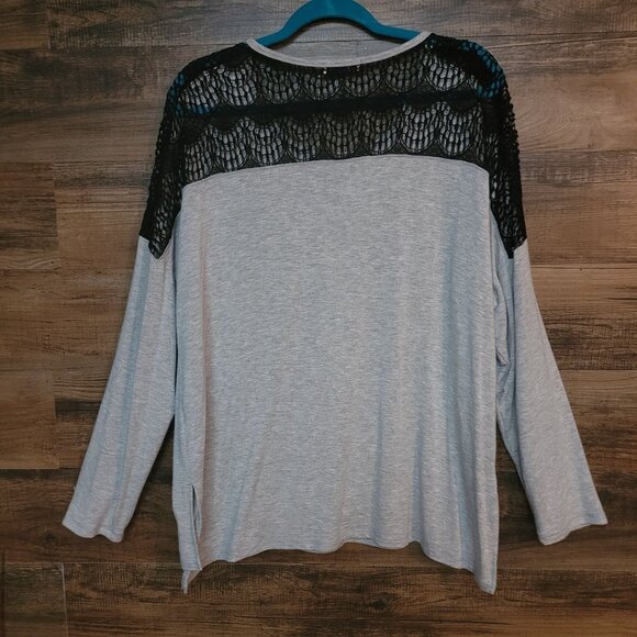 Democracy Jersey Knit Top XL Lace Accent Boho Soft Stretch Knit Gray Oversized - Picture 2 of 10